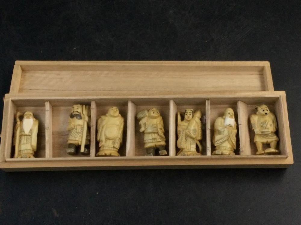 Lot 211: Vintage Carved 7 Immortals