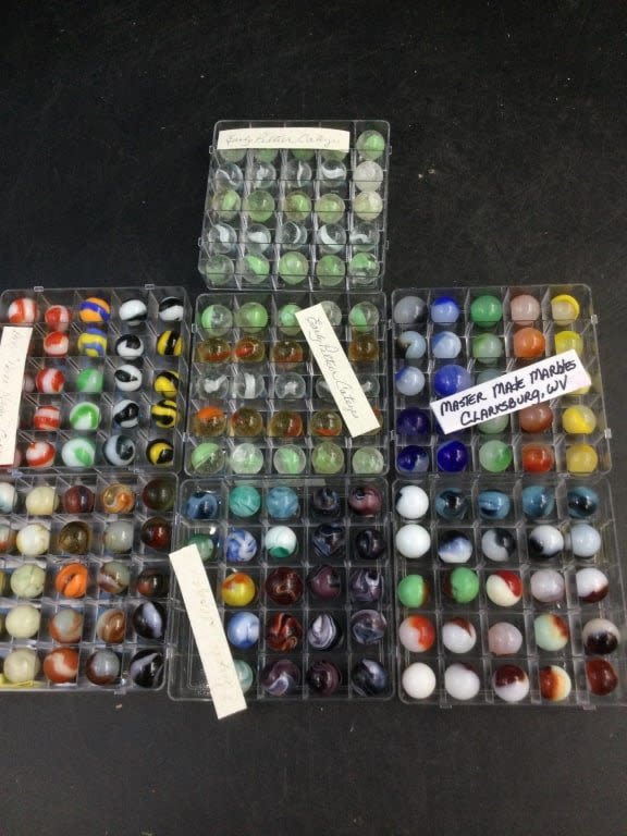 Lot 225: Vintage Marbles