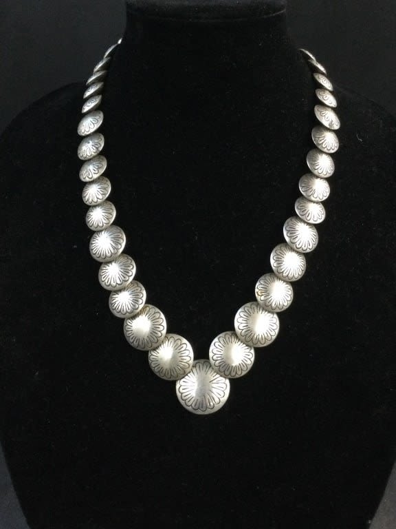 Lot 286: Navajo Sterling Necklace