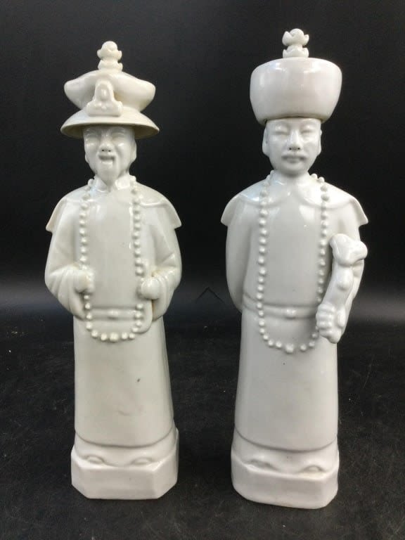 Lot 291: Vintage Porcelain Qine Emperors