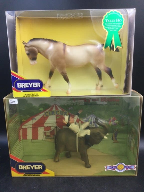Lot 309: Breyer Collectibles