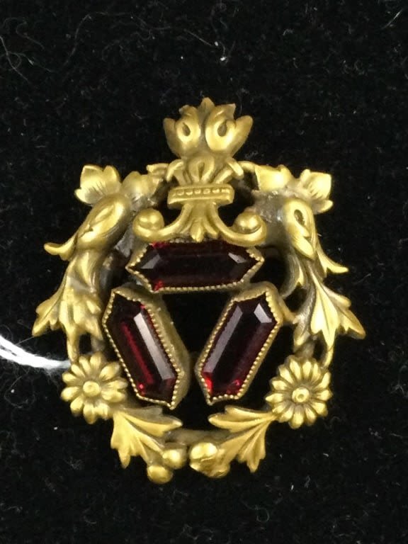 Lot 161: Joseff Woman's Brooch
