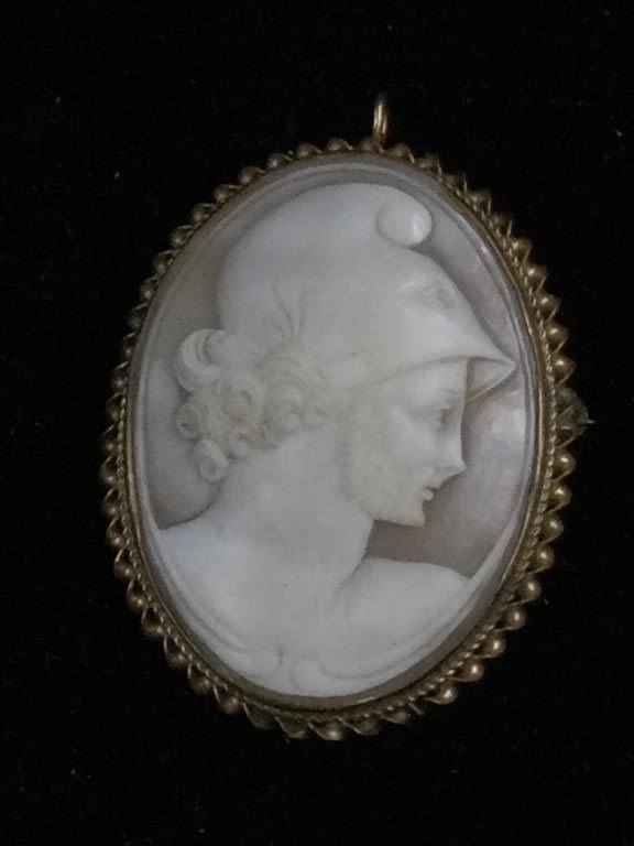 Lot 220: Vintage Male Cameo