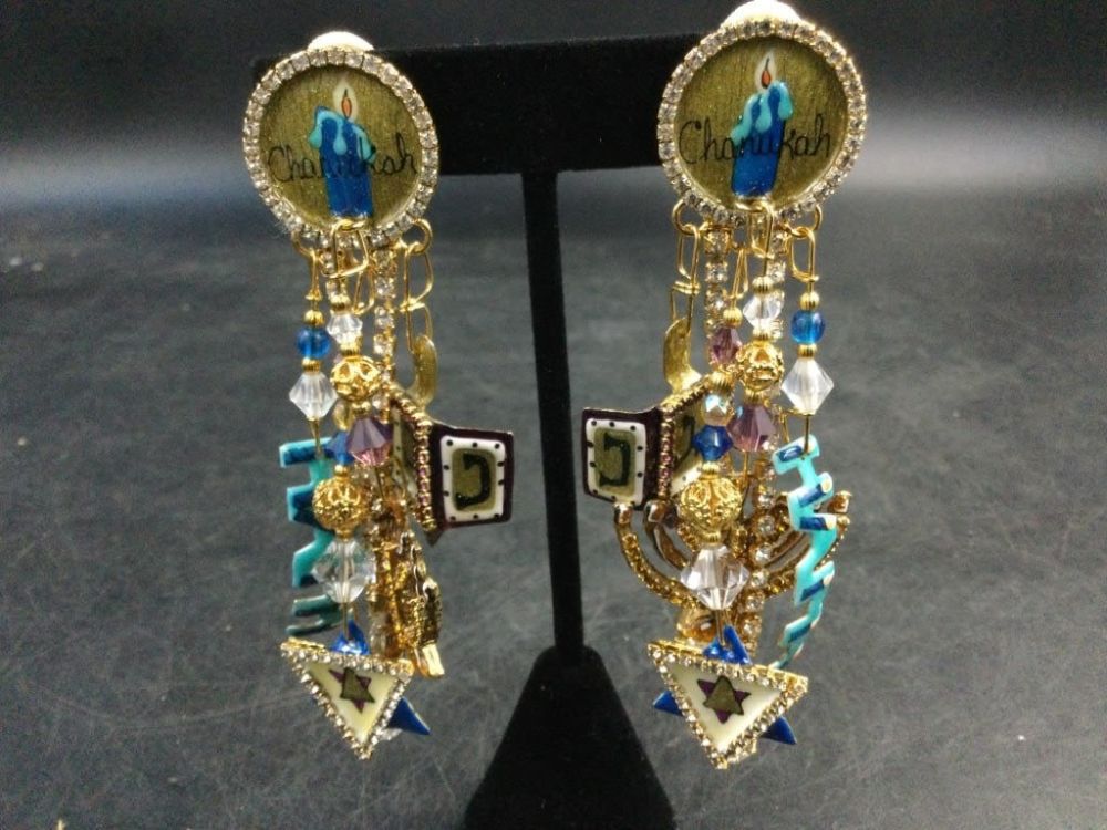 Lot 224: Lunch at the Ritz Earrings