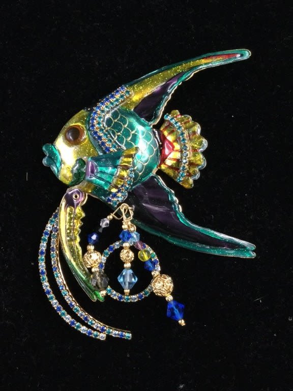 Lot 274: Lunch at Ritz Blue Fish Pin/Pendant
