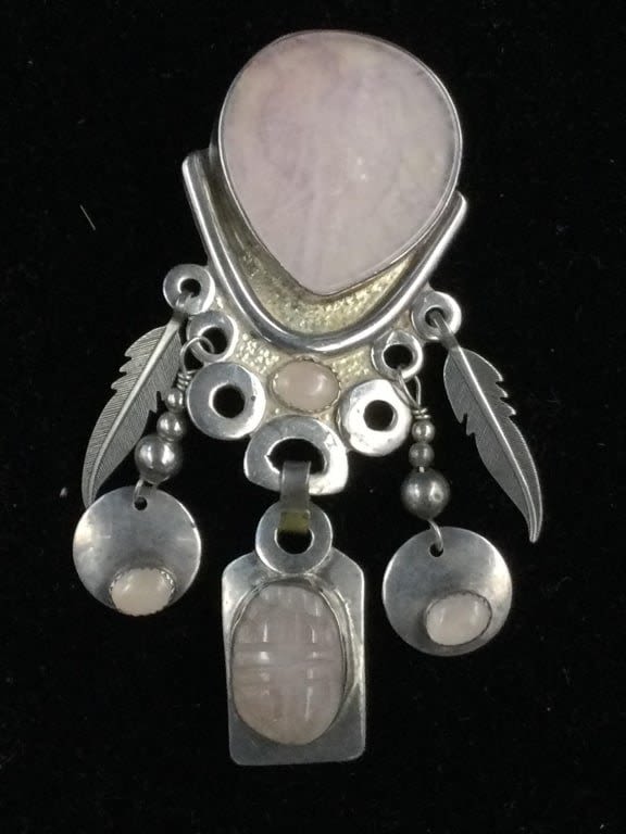 Lot 277: Sterling Brooch
