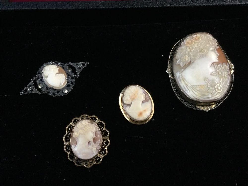 Lot 192: Vintage Cameos