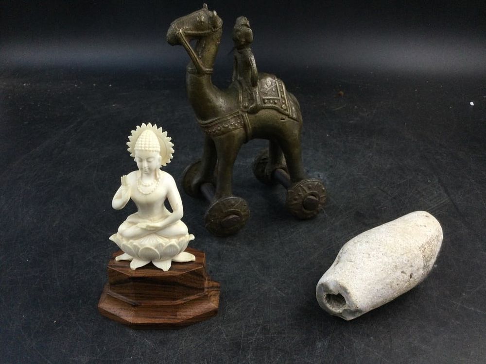 Lot 227: Vintage Mix Lot