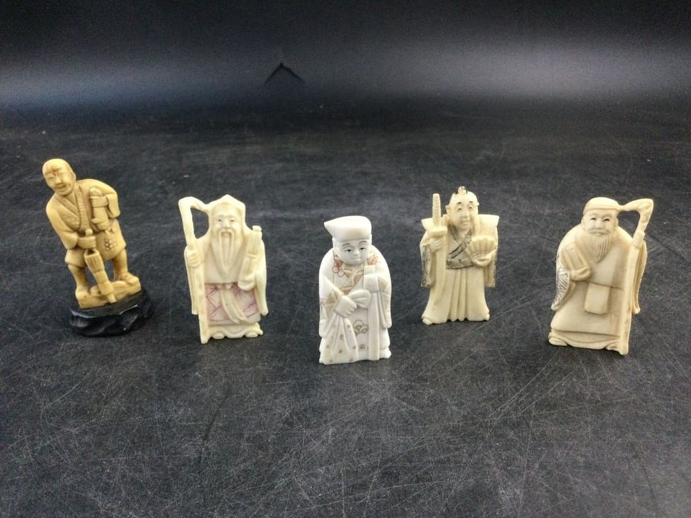 Lot 255: Cared Netsukes