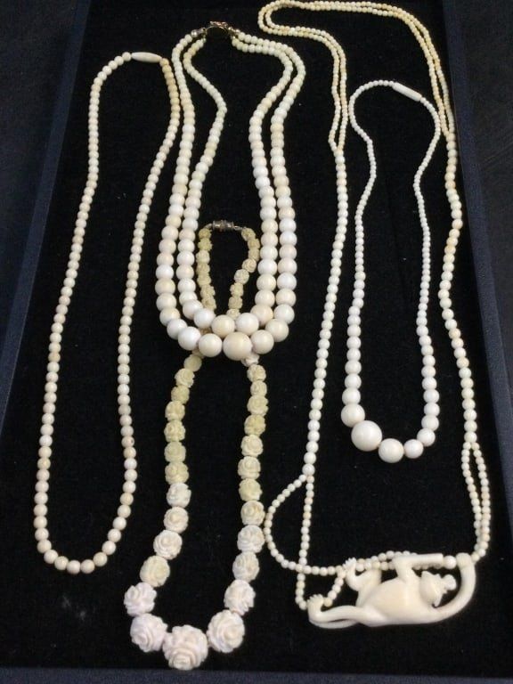 Lot 265: Carved Beaded Necklaces
