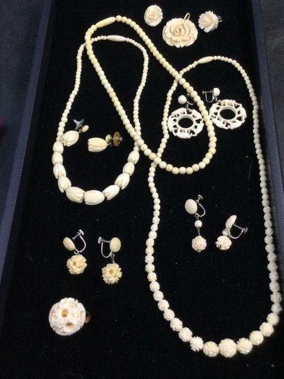 Lot 184: Carved Ivory Jewelry