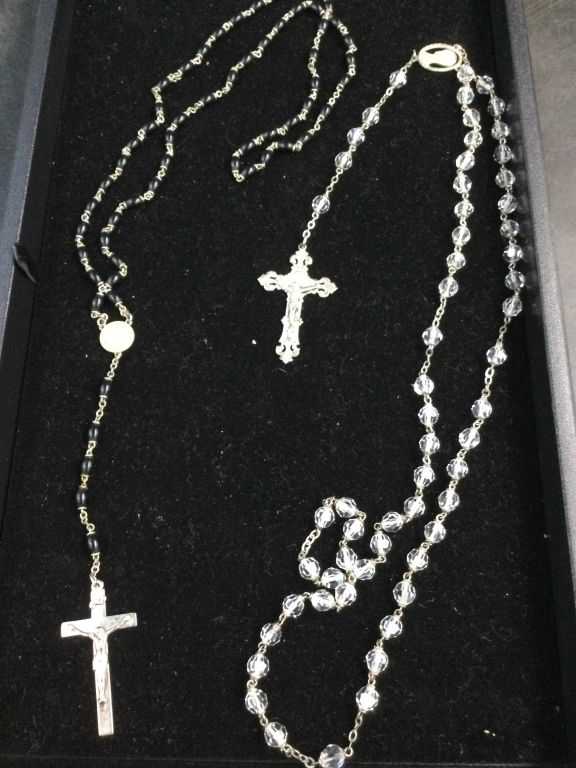 Lot 198: Vintage Rosary