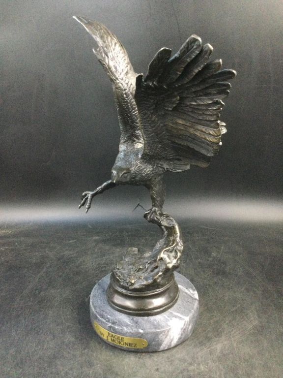 Lot 204: Bronze Eagle Statue by J Moigniez