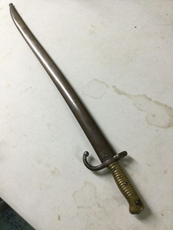 Lot 289: Vintage Bayonet