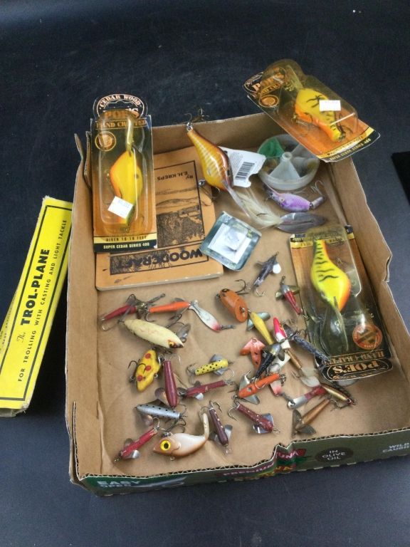 Lot 297: Antique Fishing Lures