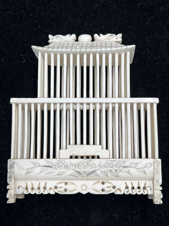 Lot 237: carved Ivory Cricket cage