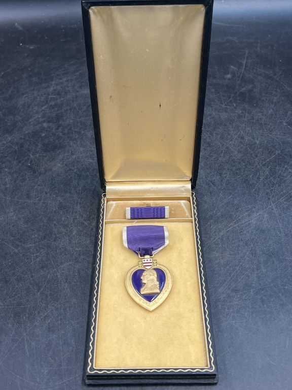 Lot 248: Vintage Purple Heart Military Memobralia