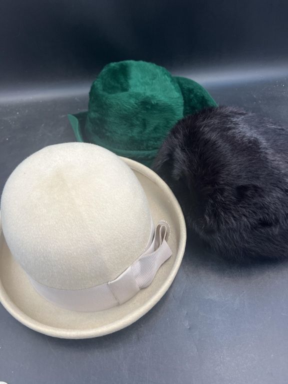 Lot 269: Vintage Hats
