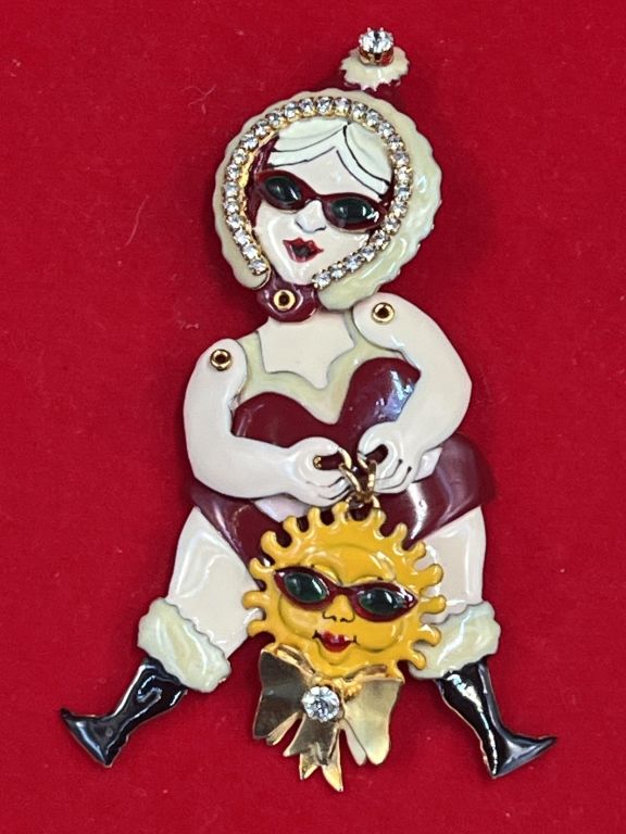 Lot 279: Lunch At The Ritz "Mrs. Sunny Claus"