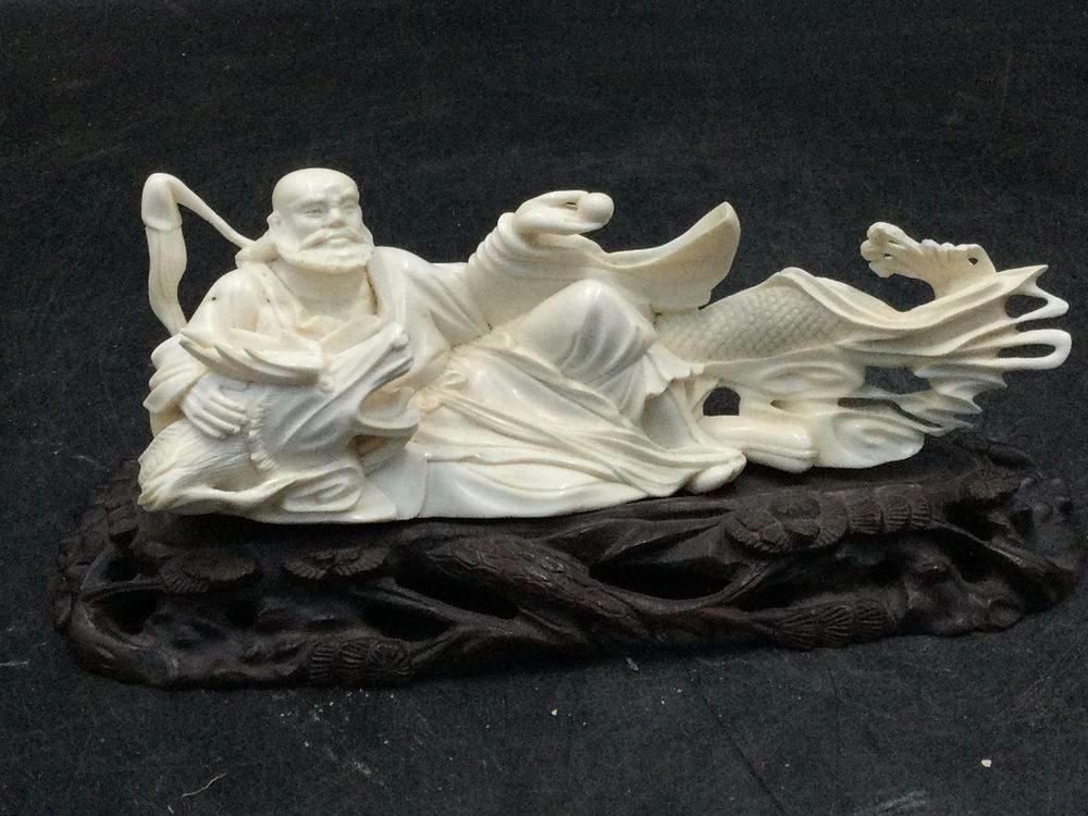 Lot 307: Carved Ivory Buddah