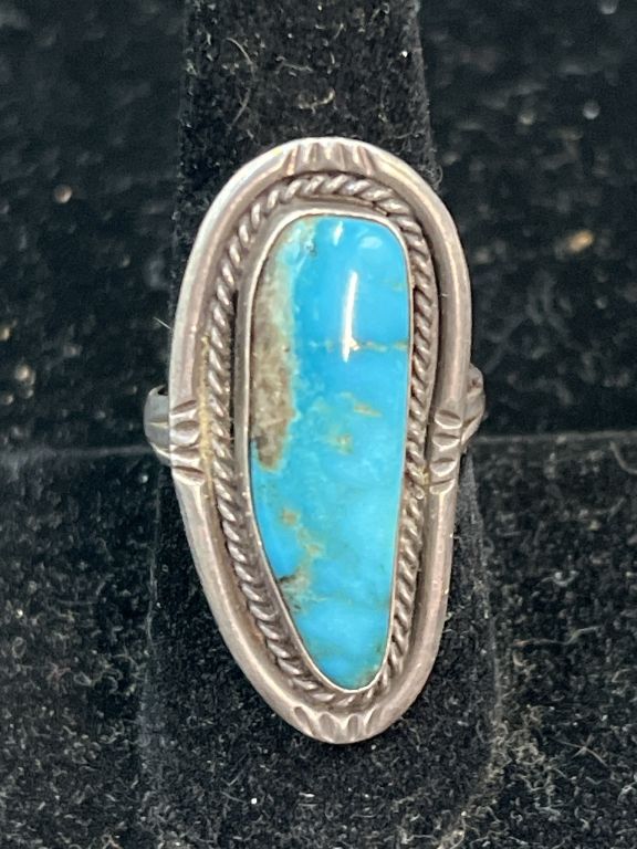 Lot 153: Sterling Native American Turquoise Ring