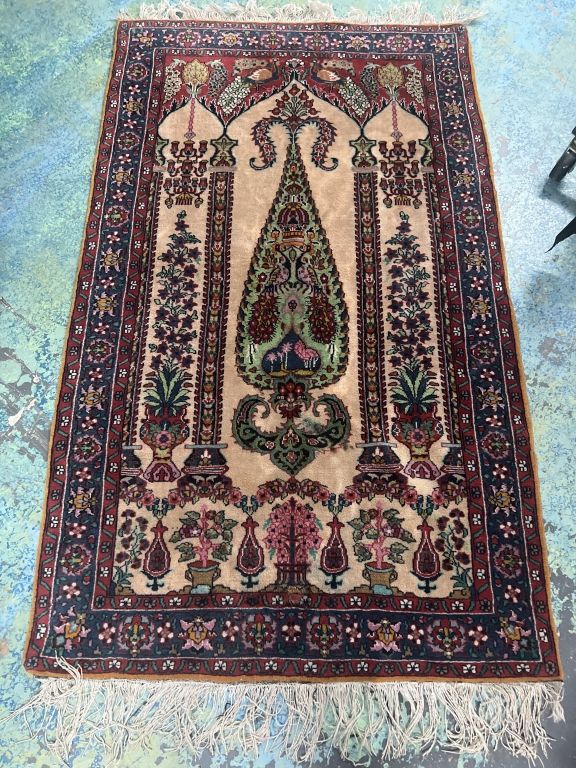 Lot 166: Vintage Rugs