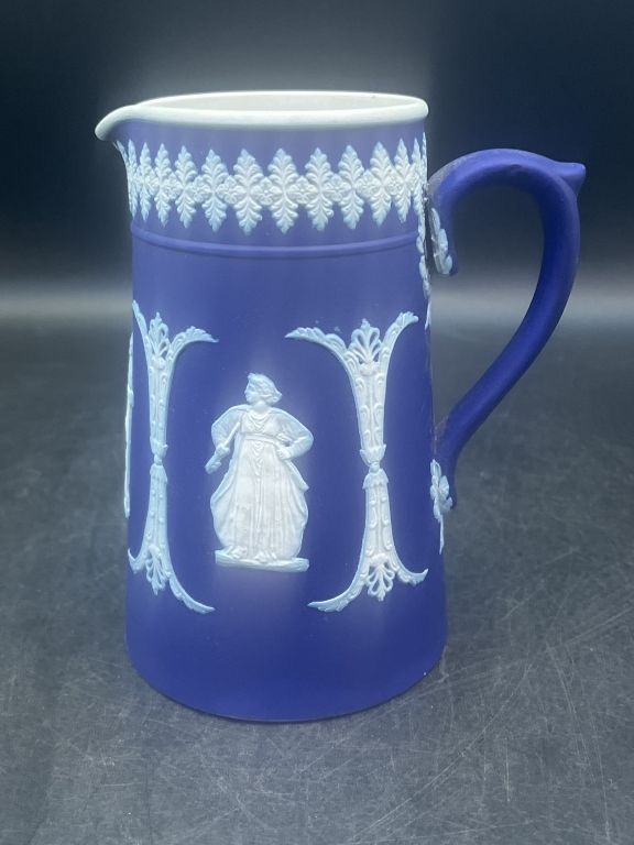 Lot 191: Vintage Wedgewood Cobalt Blue Jasperware