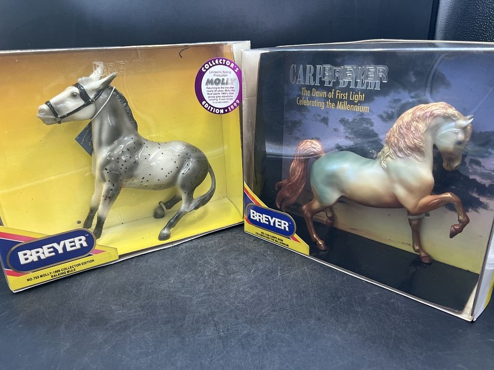 Lot 252: Breyers Horses