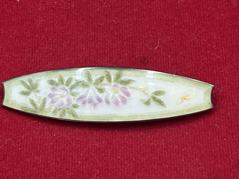 Lot 307: Vintage Early  Enamel Sterling Pin