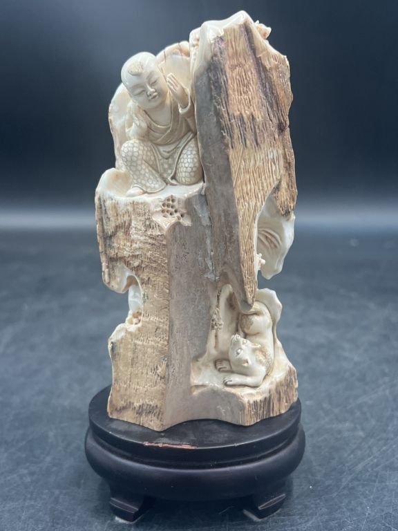Lot 162: Carved Mammoth