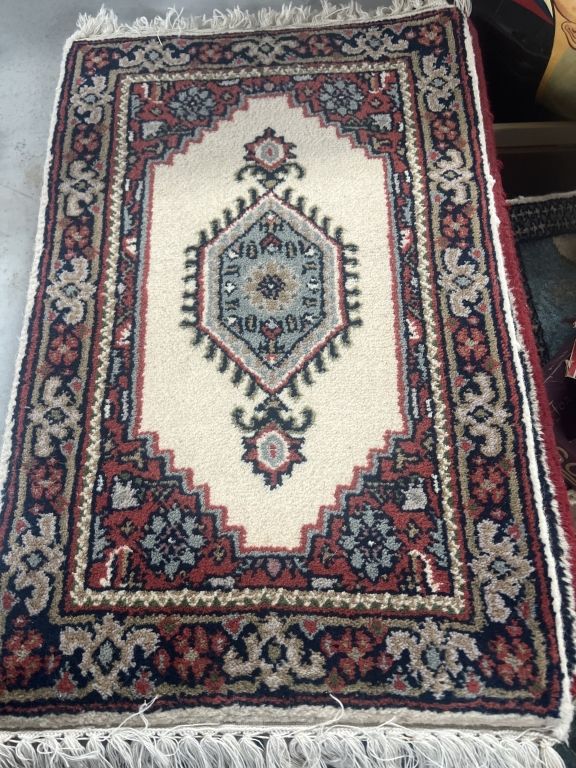 Lot 164: Vintage Hamadan Turkish Rug