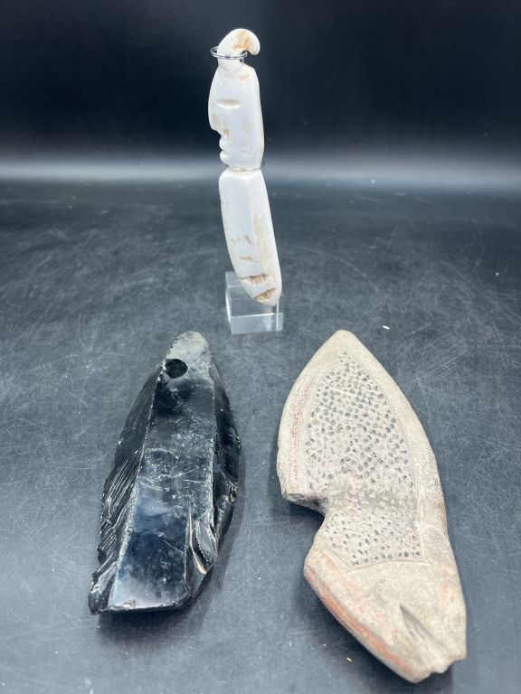 Lot 193: Artifacts