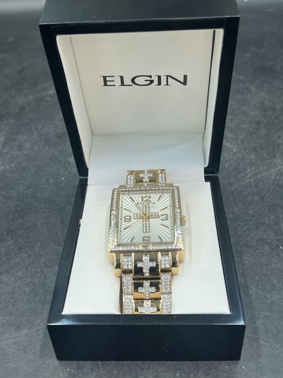 Lot 197: Elgin Men's Glitz Cross Watch