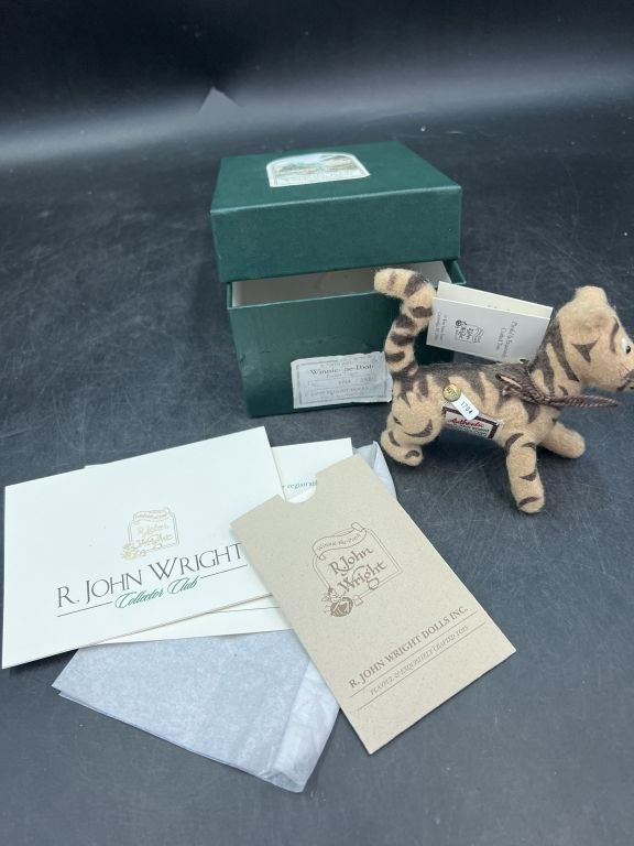 Lot 215: R John Wright Disney Winnie the Pooh Tiger