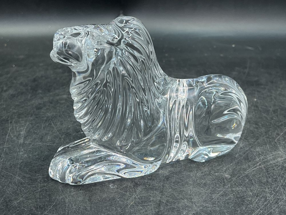 Lot 253: Waterford Crystal Large  Lion