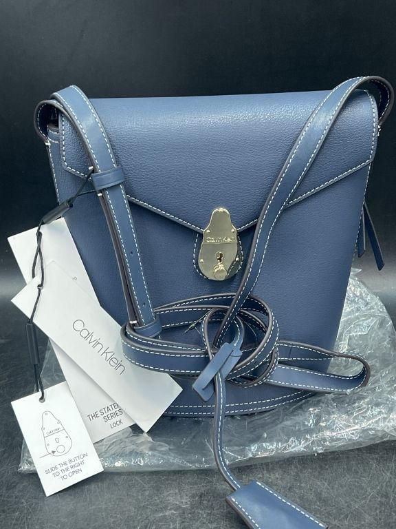 Lot 265: Calvin Klein Handbag "New"