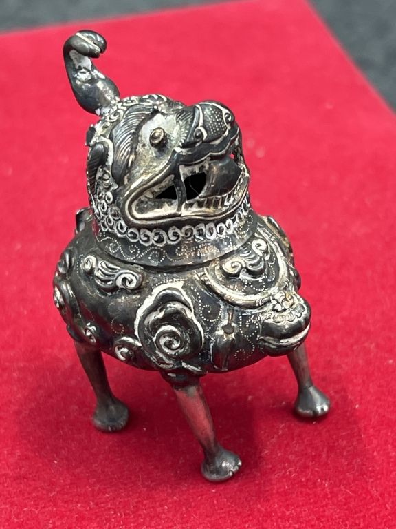 Lot 303: Vintage Old Chinese Silver Foo Dog