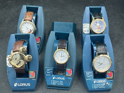 Vintage Lorus Disney Watches. Total of 5 Mickey Mouse watches in this lot in original case