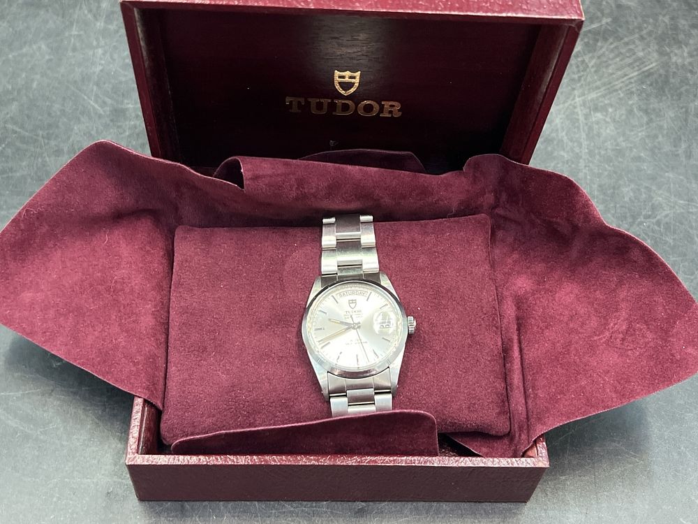 Lot 156: Vintage Rolex Tudor Watch with Original Case