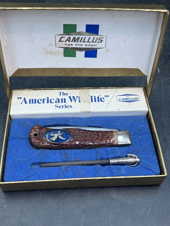 Lot 158: Camillus Knife