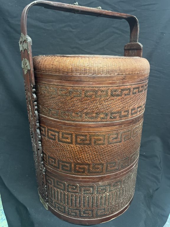 Lot 163: Vintage Chinese Wedding Basket