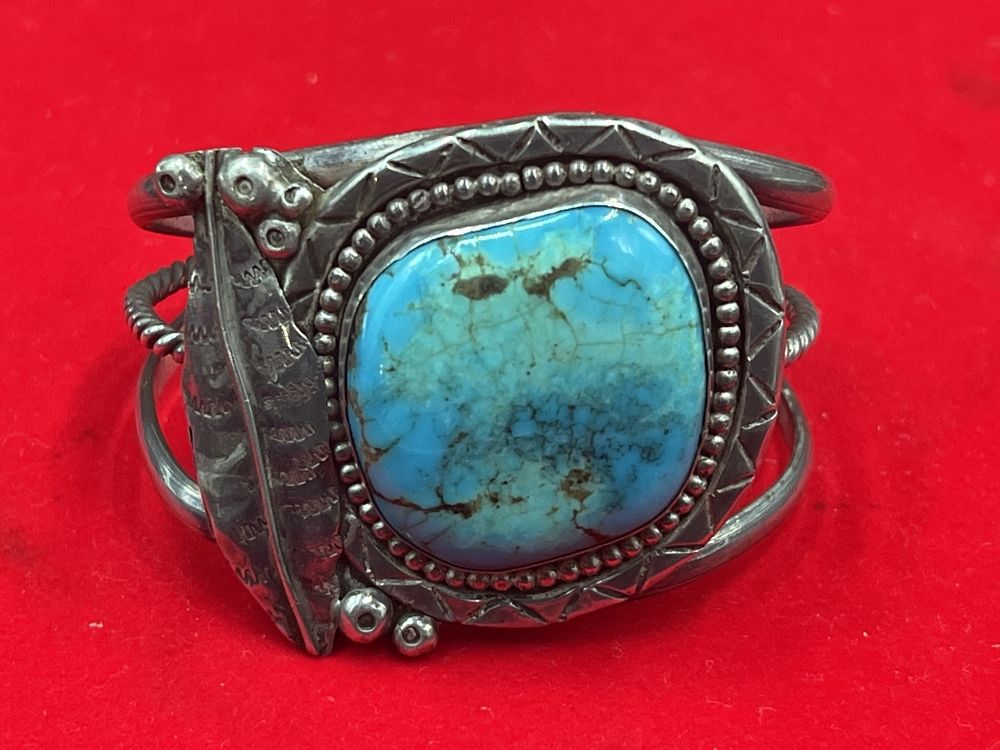 Lot 184: Large Navajo Turquoise Cuff Bracelet