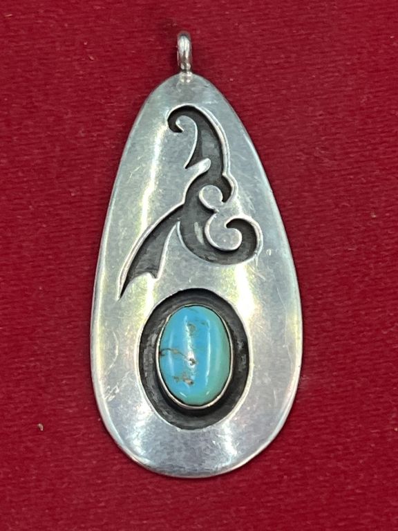 Lot 245: Sterling Navajo Turquoise Pendant