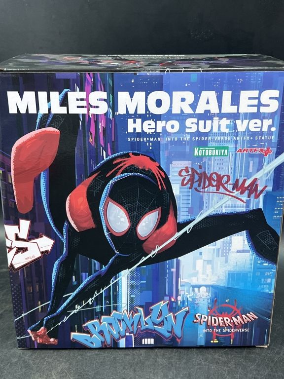 Lot 261: Marvel "Spider Man into the Spider Verse"