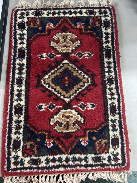 Lot 276: Vintage Turkish Prayer Rug