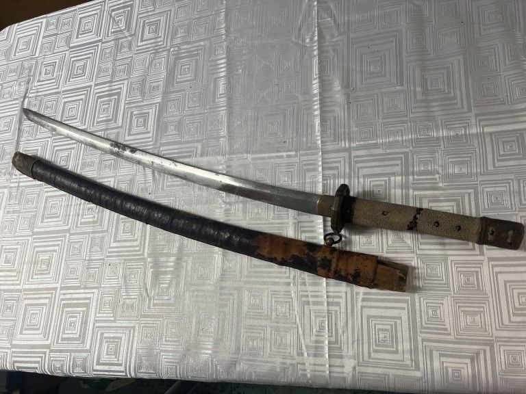 Lot 286: Vintage Samurai Japanese Katana Sword