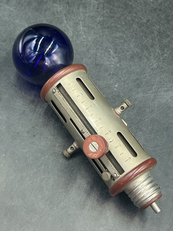 Lot 292: Vintage Antique Surgical Light