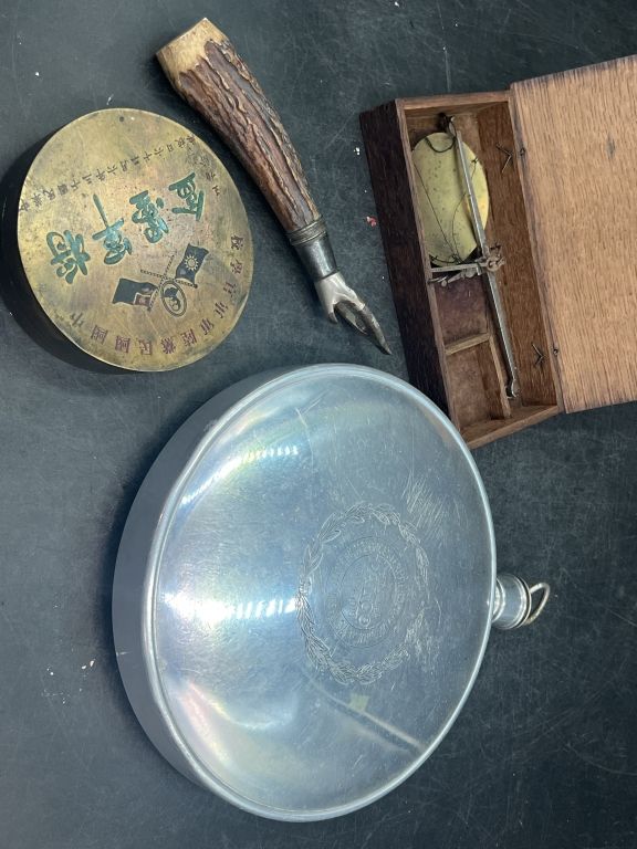 Lot 323: Vintage Mix Lot