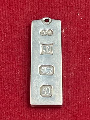 Vintage Sterling Silver Ingot Pendant. Commemorating Queen Elizabeth II's Silver Jubilee in 