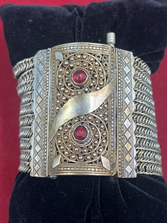 Lot 159: Antique Sterling Silver Filigree Cuff Bracelet